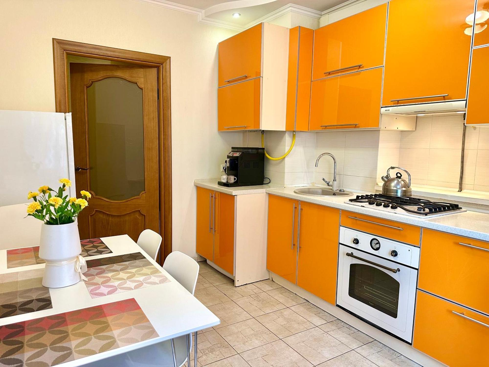 Apartments With A Coffee Machine In The City Center, Near A Park And Zlata Plaza روفنو المظهر الخارجي الصورة